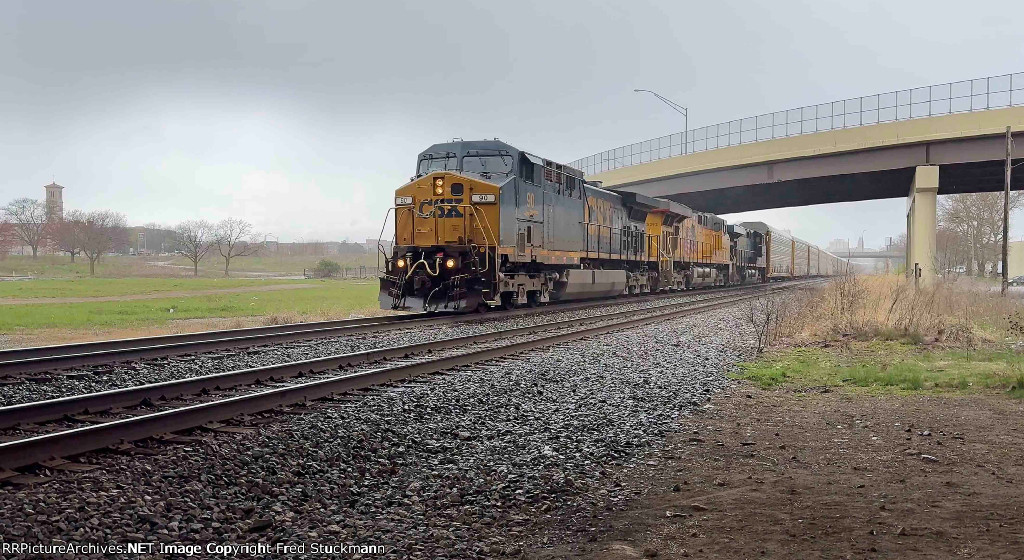 CSX 90 in the pouring rain.